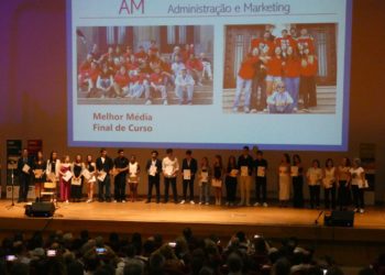 FOTO_9_DIPLOMAS – grande