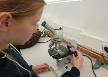 FOTO_1_MICROSCÓPIO