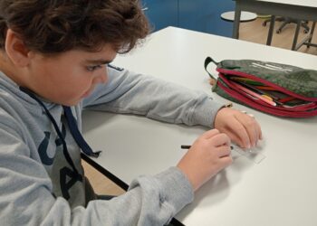 FOTO_3_MICROSCÓPIO